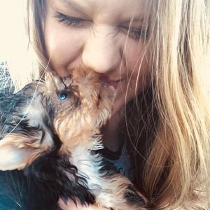 Meet your Posher, Casey